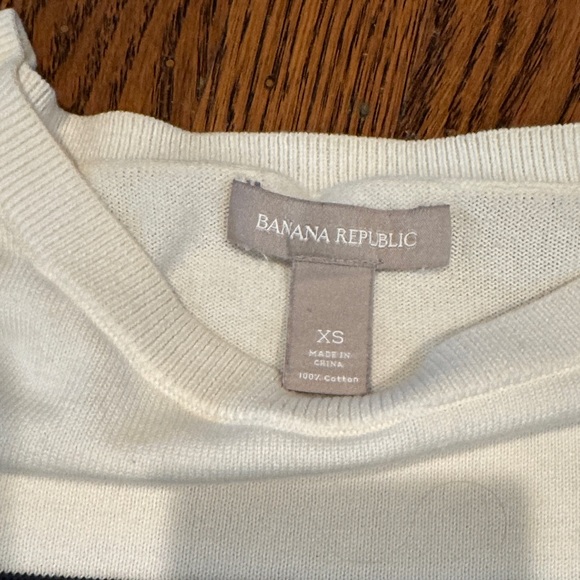 Banana Republic Navy and Cream Striped Sweater - Picture 2 of 4